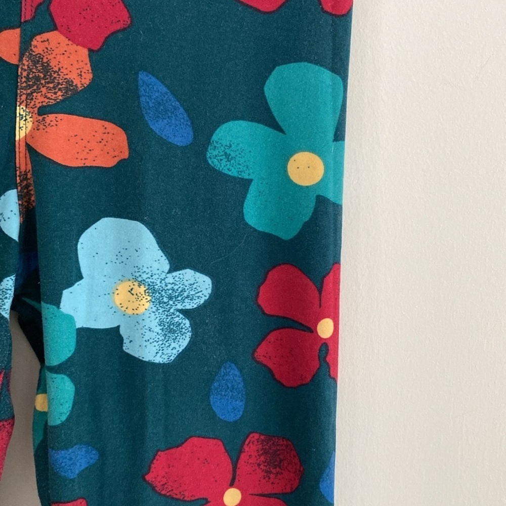 Lula Roe Leggings OS - Picture 2 of 5